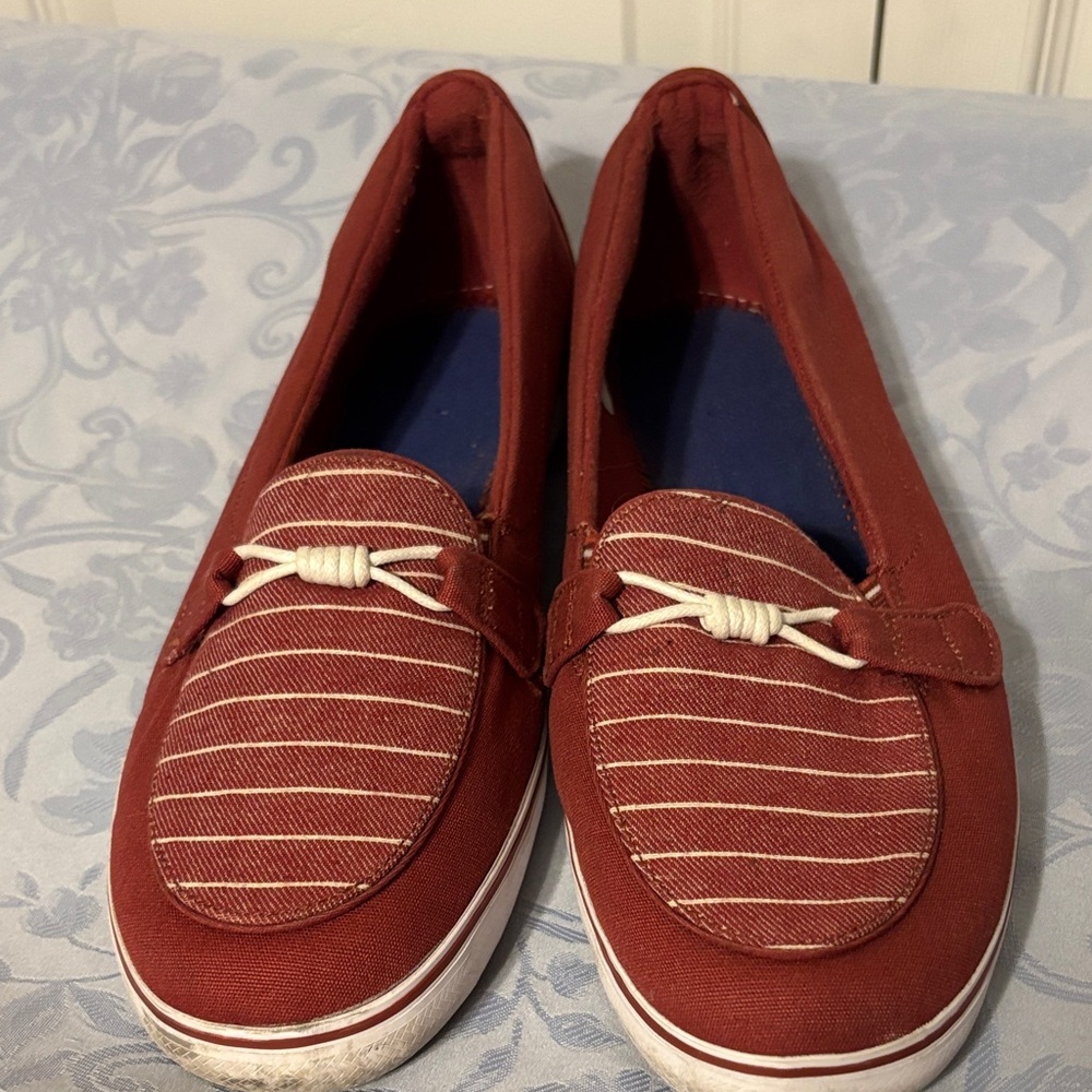 Grasshoppers Women's Red Canvas Flats